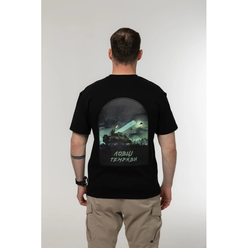Футболка Corogva «Ловцы тьмы» Черный