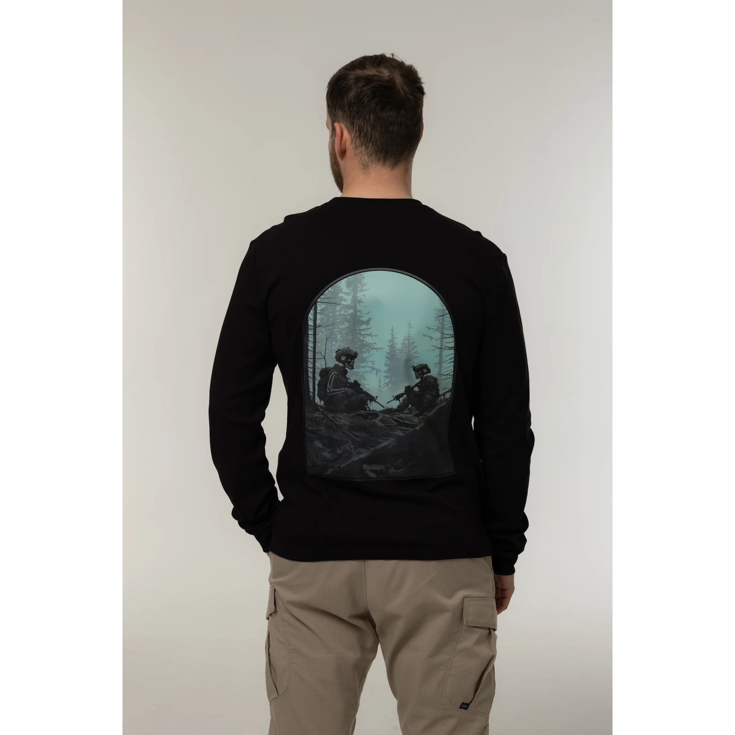 Лонгслив Corogva «Серебрянский лес» Чёрный