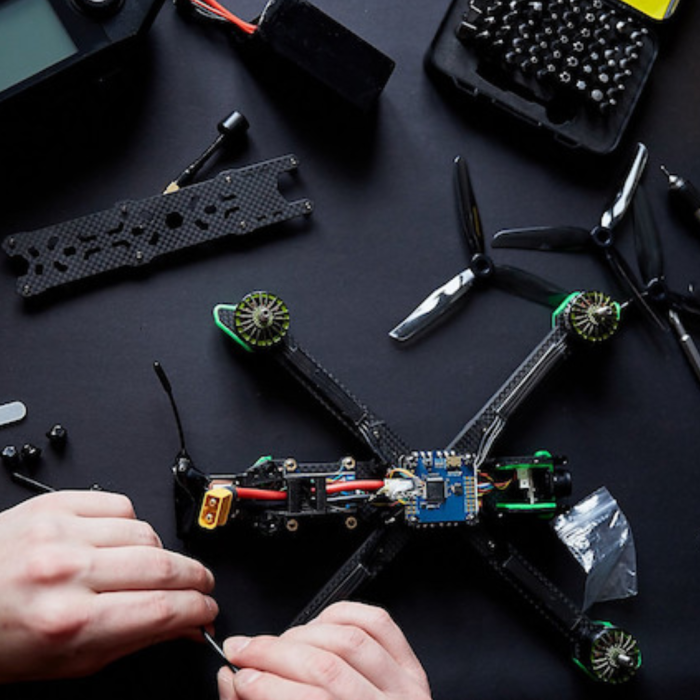 Запчастини для дронів